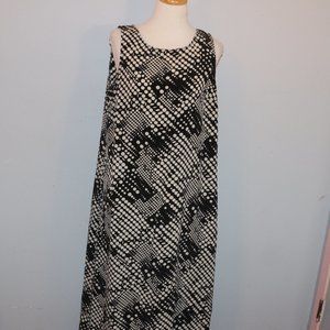 Miss Dorby Size 16 Black and White Sleeveless Dress EUC